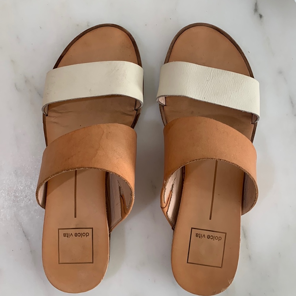 Dolce vita sandals